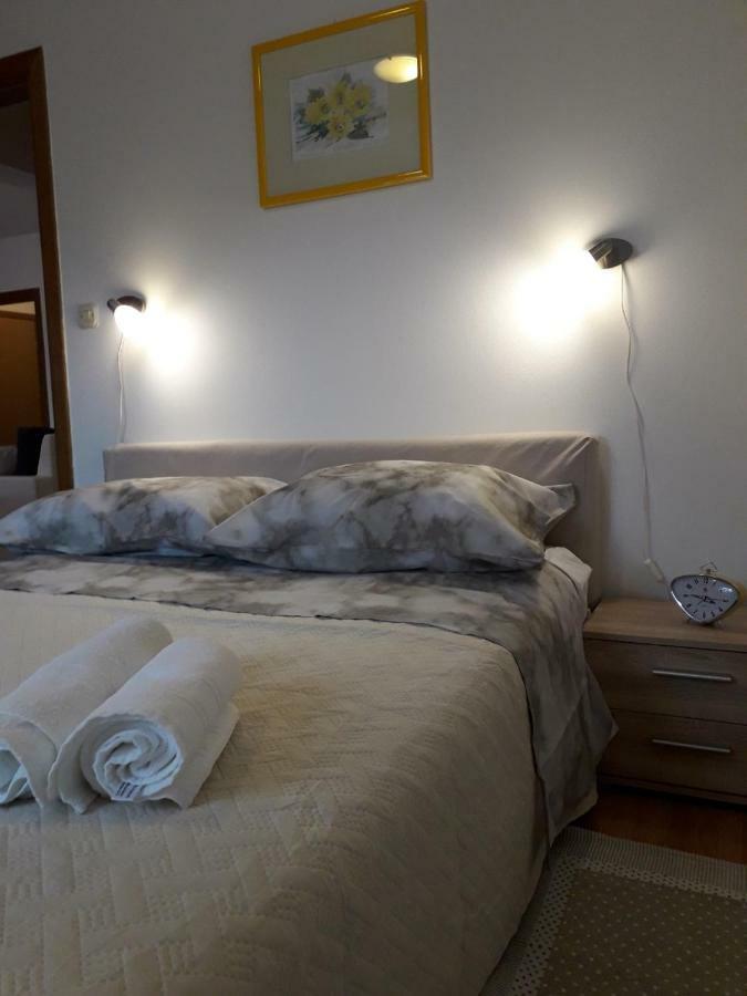Apartman Lean Pula Exterior foto